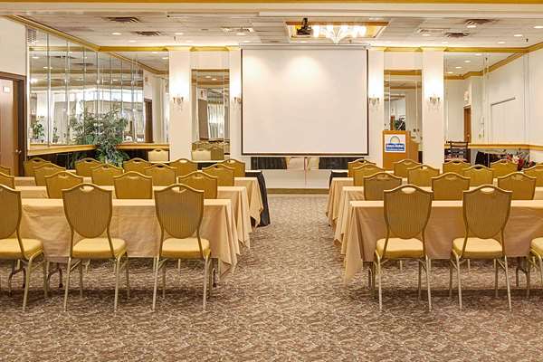  - Days Hotel Conference Center East Brunswick - I-95, Exit 9