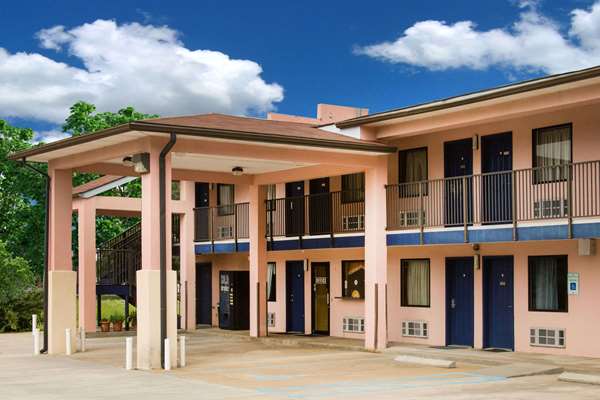 Exterior view - Days Inn Camilla