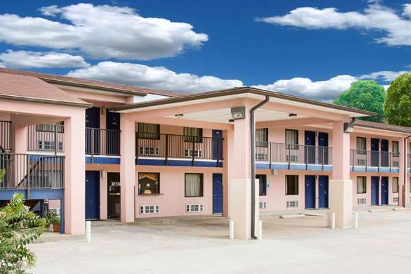 Exterior view - Days Inn Camilla