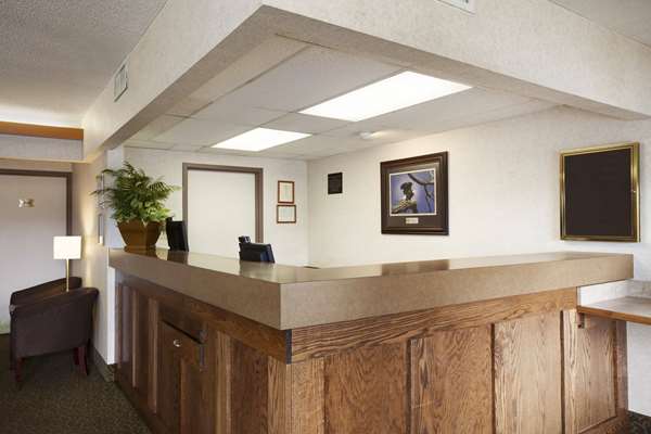  - Days Inn Farmville