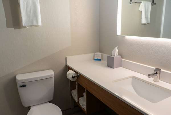  - Days Inn Farmville