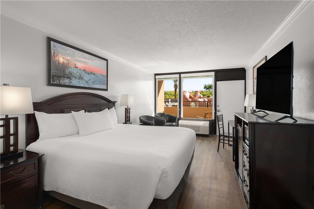 WYNDHAM GARDEN FORT WALTON BEACH DE-guestroom-Guest Room,On-Site.jpg