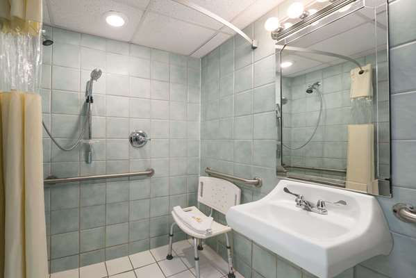  - Days Inn Panama City Beach