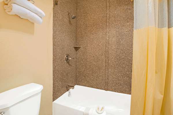  - Days Inn Albuquerque Northeast - I-40, Exit 165