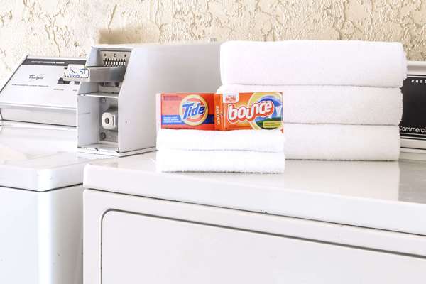  - Days Inn Bradenton - I-75, Exit 220