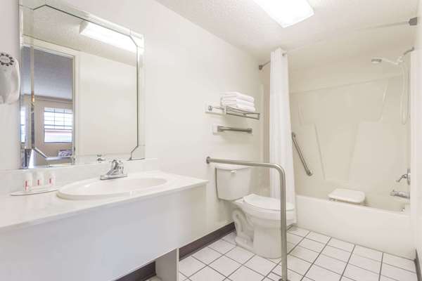  - Days Inn Madison - I-10, Exit 258