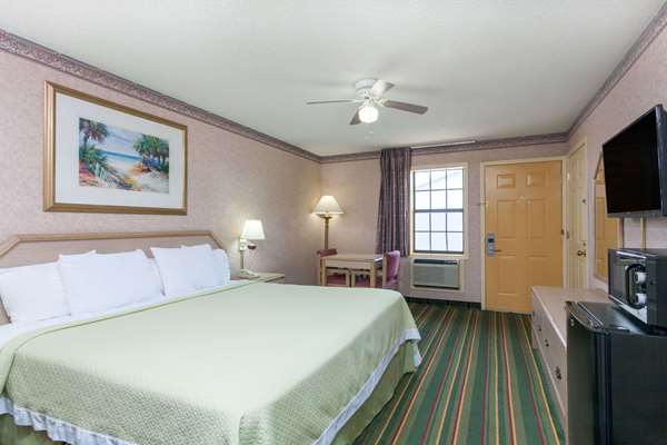  - Days Inn Holladay - I-40, Exit 126