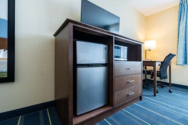  - Days Inn Hartford - I-91, Exit 27