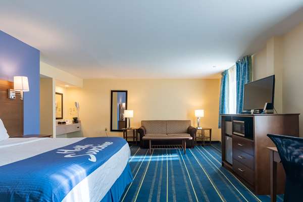  - Days Inn Hartford - I-91, Exit 27