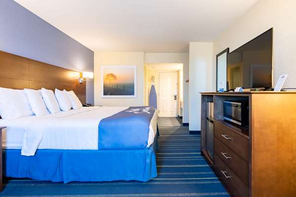  - Days Inn Hartford - I-91, Exit 27
