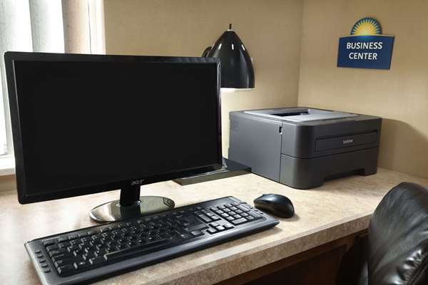  - Days Inn Grand Forks