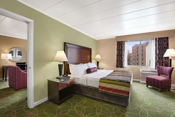 Suite - Days Inn State College