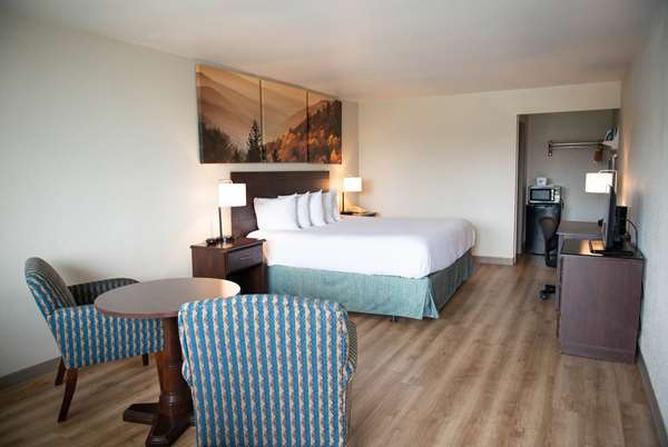  - Days Inn Waynesboro - I-64, Exit 94