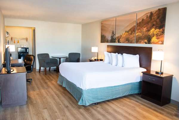  - Days Inn Waynesboro - I-64, Exit 94