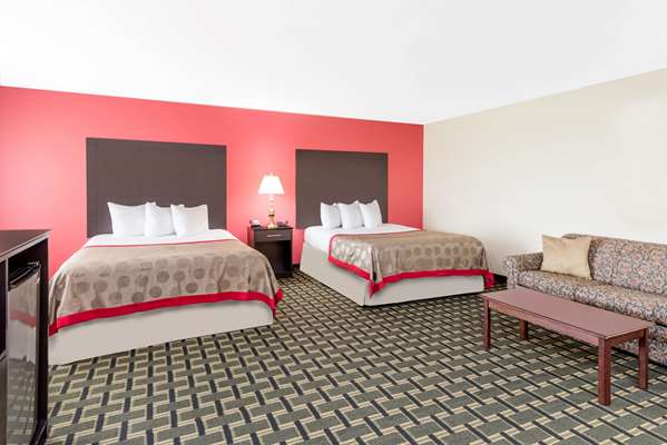  - Ramada Inn Vandalia - I-70, Exit 61