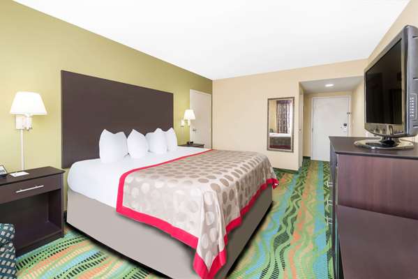  - Ramada Inn Vandalia - I-70, Exit 61