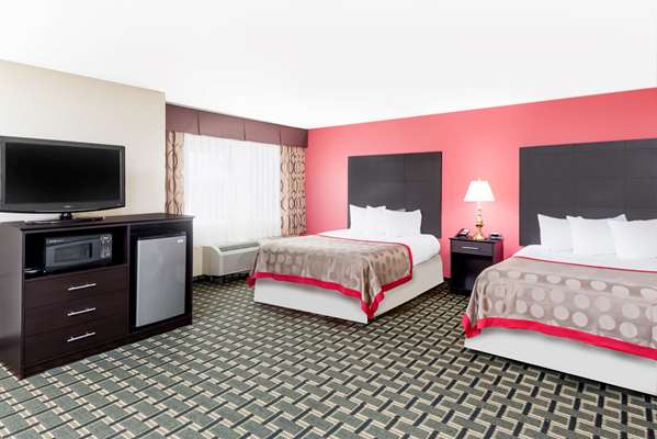  - Ramada Inn Vandalia - I-70, Exit 61