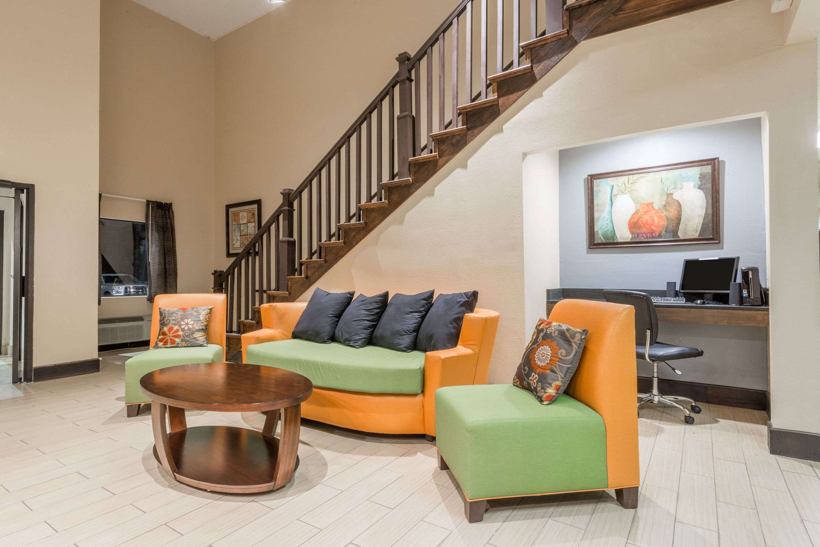 Lobby | Days Inn by Wyndham Ashland