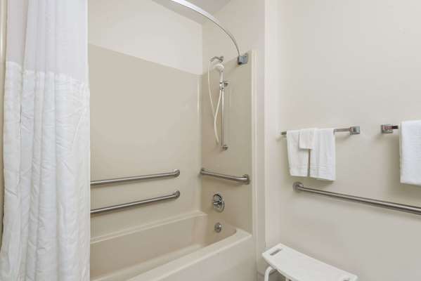 - Days Inn Ashland