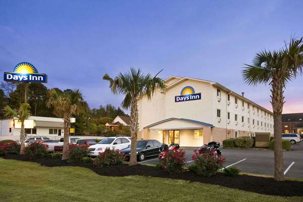 Exterior view - Days Inn Greenwood