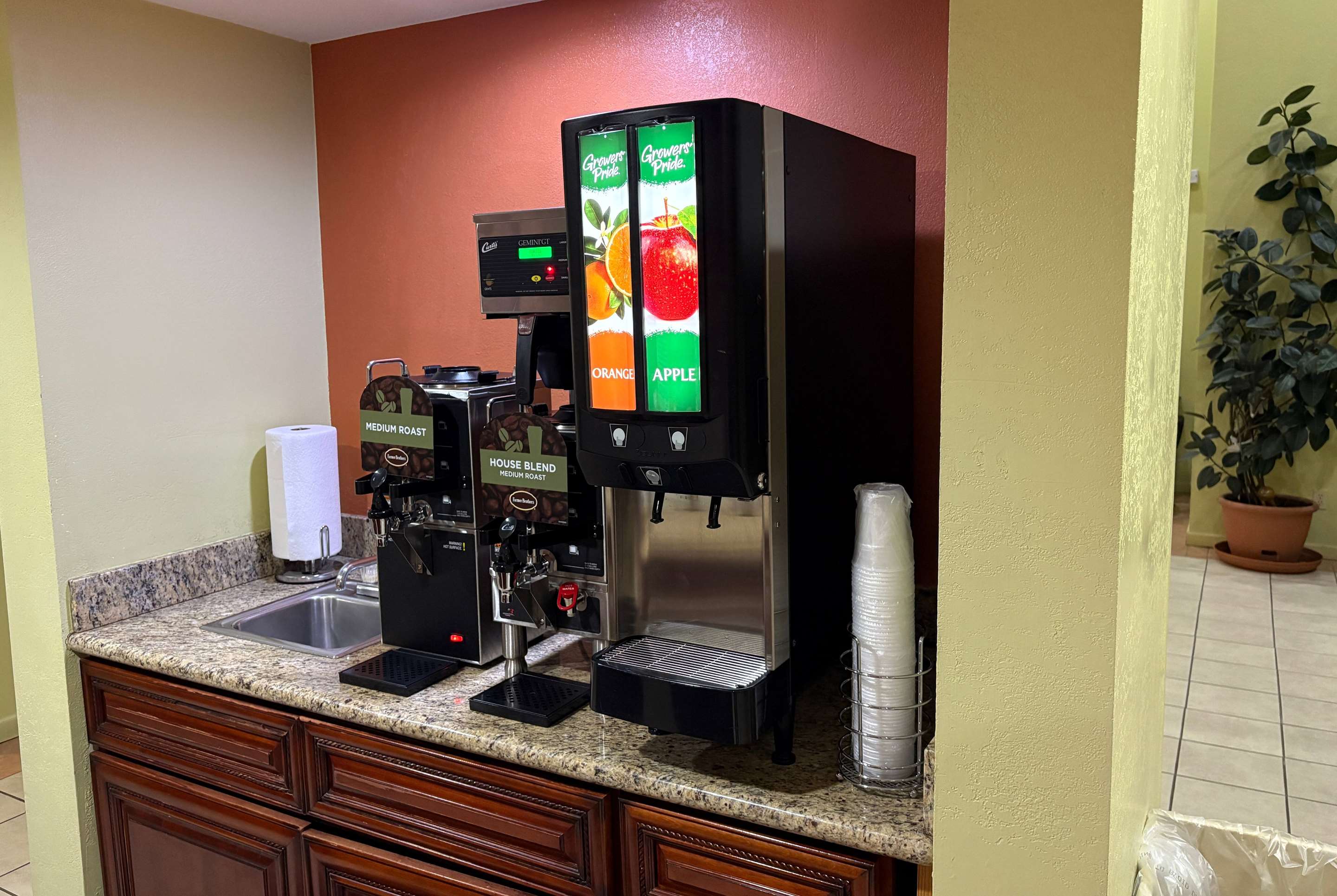 Undefined | Days Inn by Wyndham Holbrook