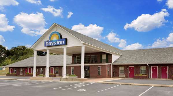 Exterior view - Days Inn Savannah