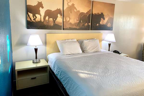  - Days Inn Canton - I-20, Exit 527