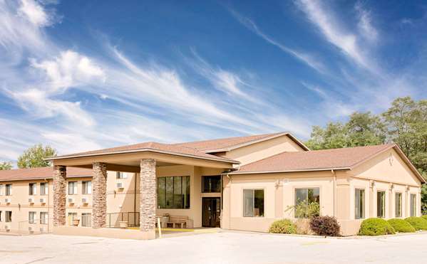  - Days Inn Boonville - I-70, Exit 103