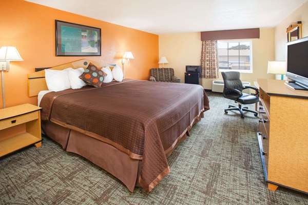  - Days Inn Alma - I-40, Exit 13