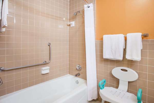  - Days Inn Alma - I-40, Exit 13