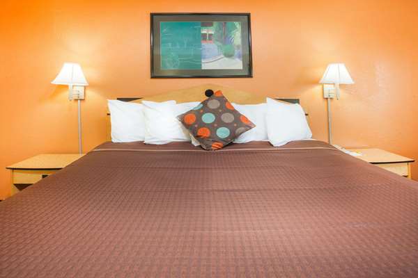  - Days Inn Alma - I-40, Exit 13