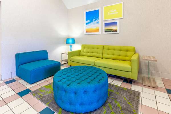  - Days Inn Cedar Point Milan South - I-80 & I-90, Exit 118