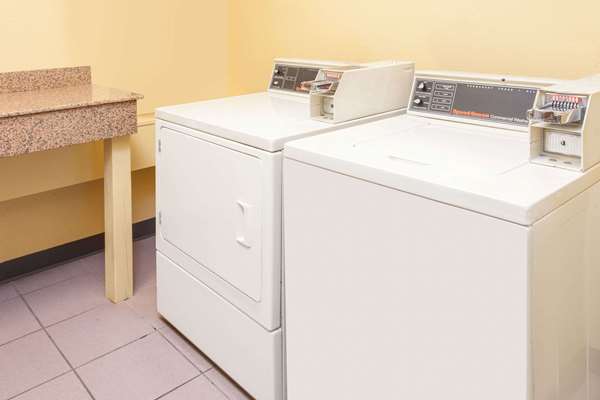 Amenities - Ramada Limited Hotel Hickory Point Decatur - I-72, Exit 141