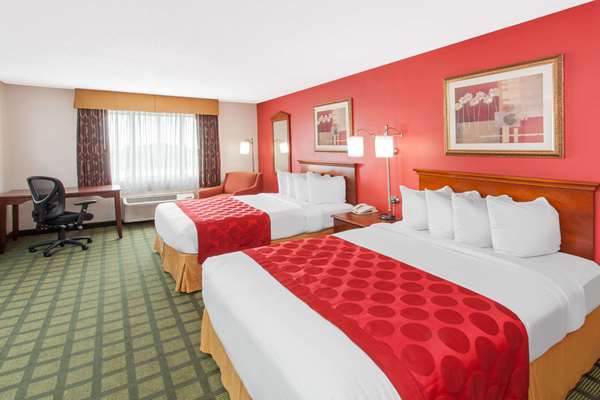  - Ramada Limited Hotel Hickory Point Decatur - I-72, Exit 141