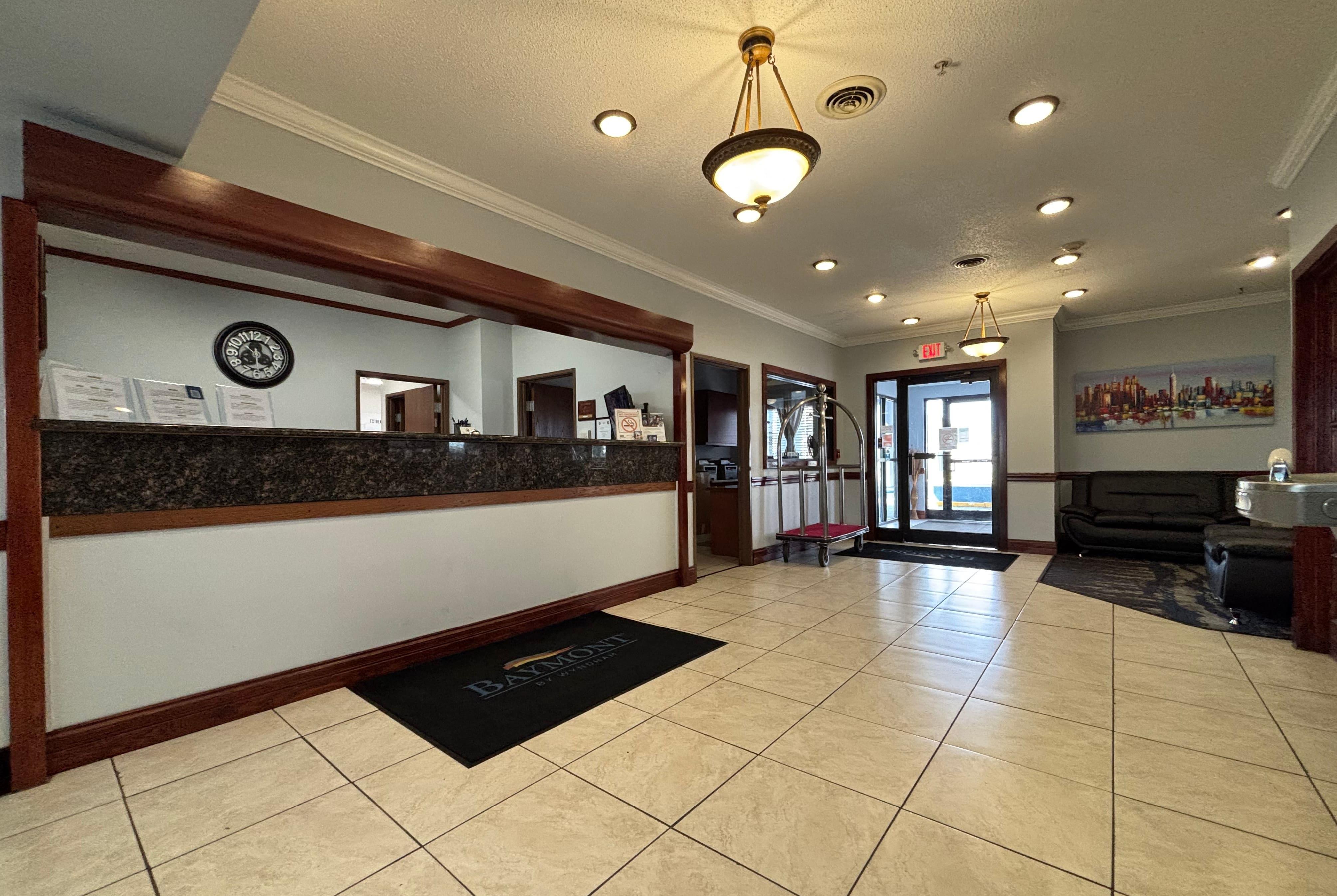 Lobby | Ramada Limited Decatur