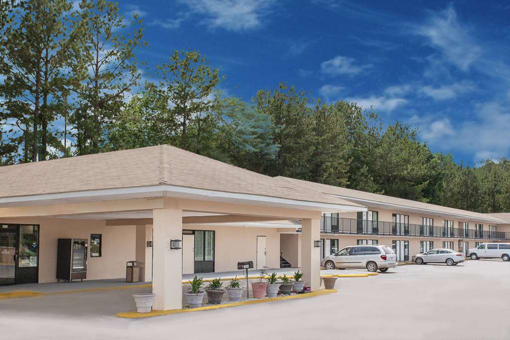 Days Inn Newton