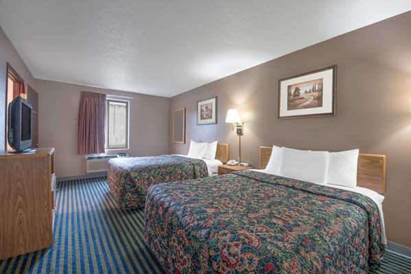  - Days Inn Jamestown - I-94, Exit 258