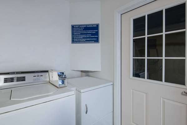 Amenities - Days Inn Jamestown - I-94, Exit 258