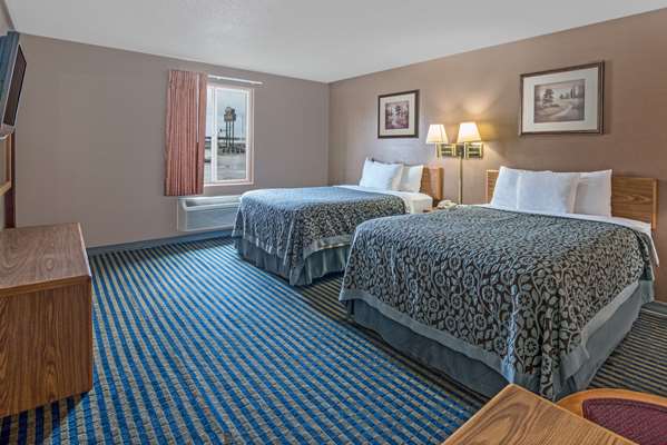  - Days Inn Jamestown - I-94, Exit 258