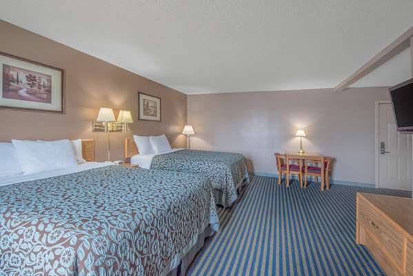  - Days Inn Jamestown - I-94, Exit 258