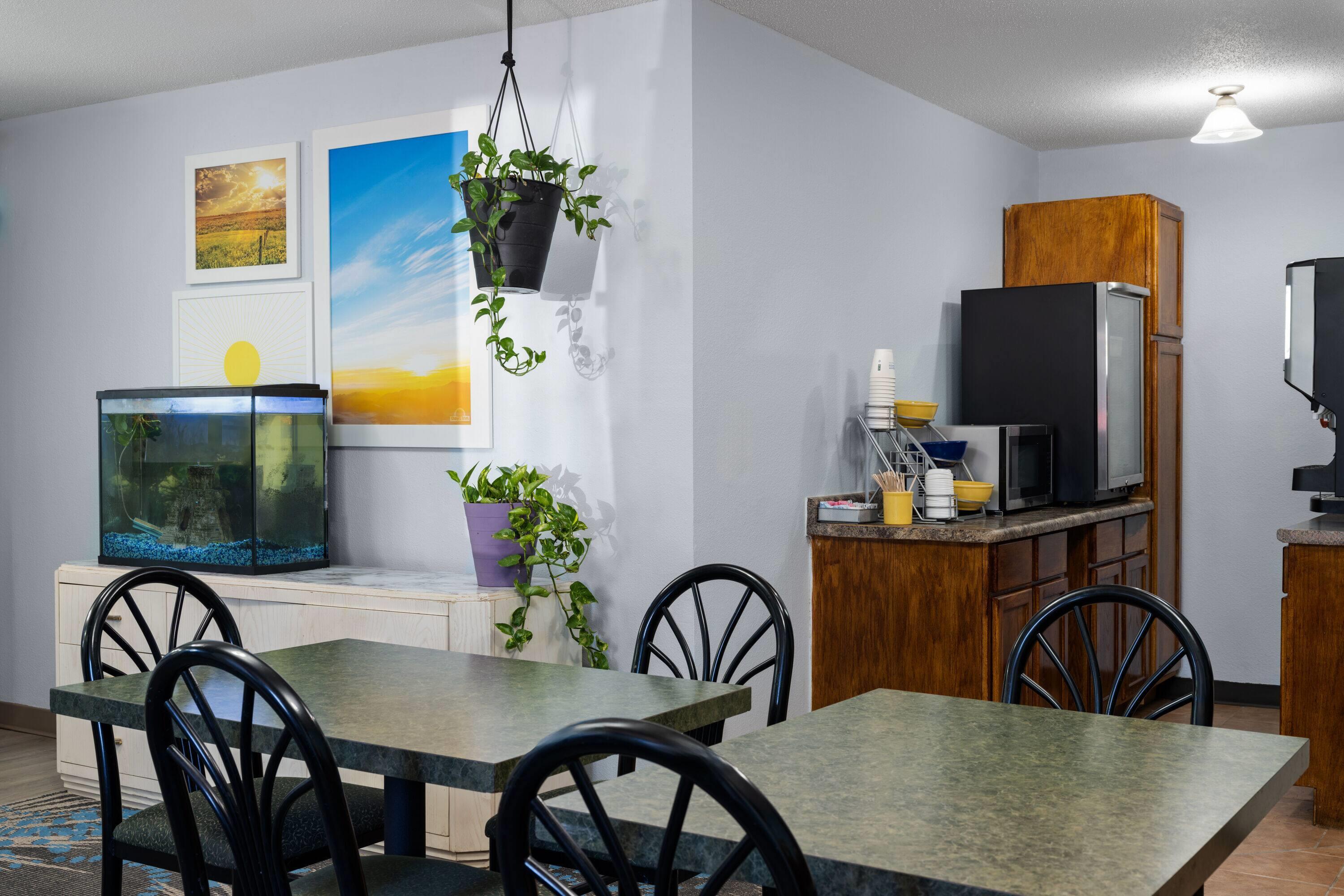 Property amenity | Days Inn by Wyndham Jamestown