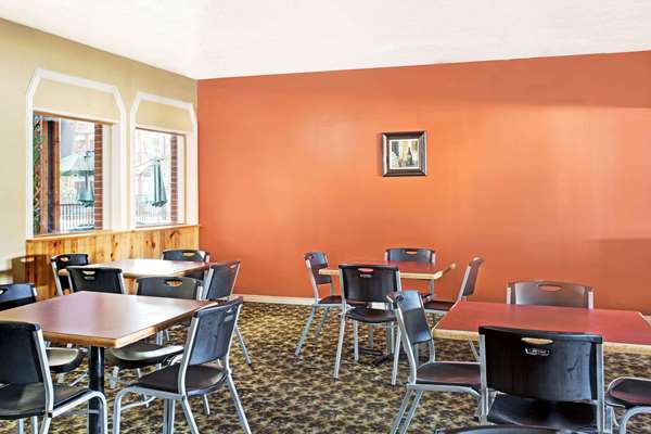 Restaurant - Days Inn Ogden