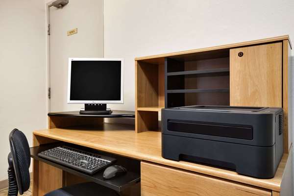 Conference Area - Days Inn Billings - I-90, Exit 446