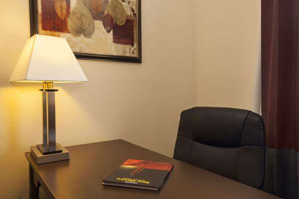  - Days Inn Los Lunas - I-25, Exit 203