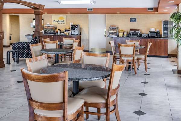  - Days Inn Leeds - I-20, Exit 144