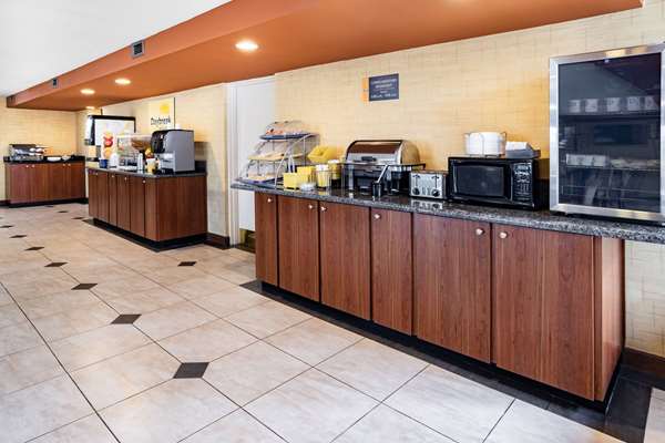  - Days Inn Leeds - I-20, Exit 144