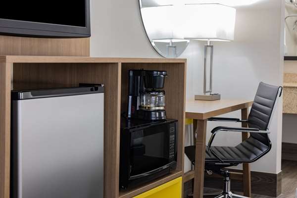  - Days Inn Leeds - I-20, Exit 144