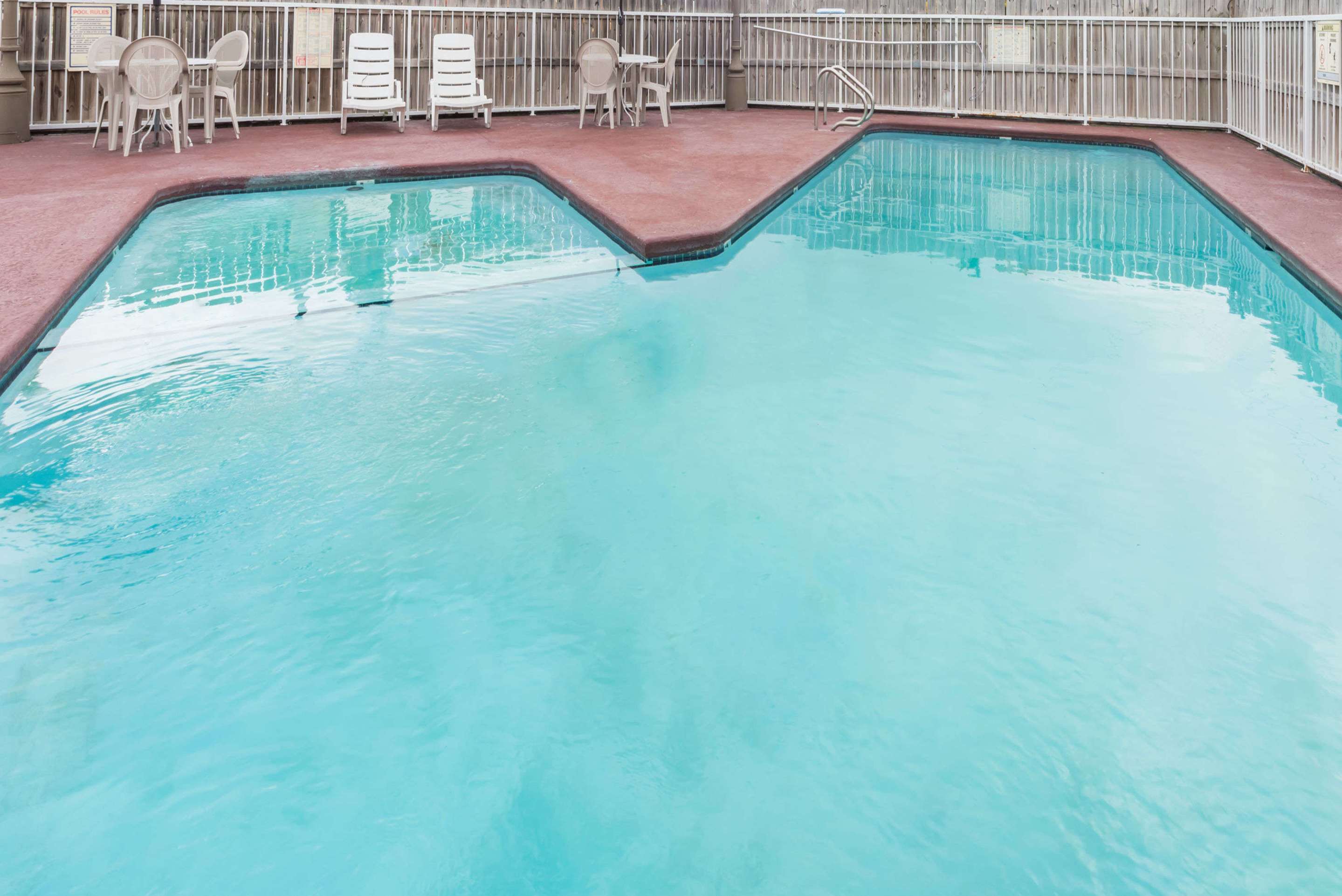 Pool | Days Inn by Wyndham Waco
