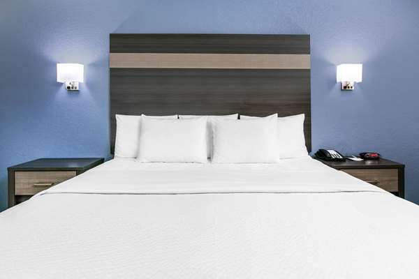  - Days Inn Waco - I-35, Exit 338B