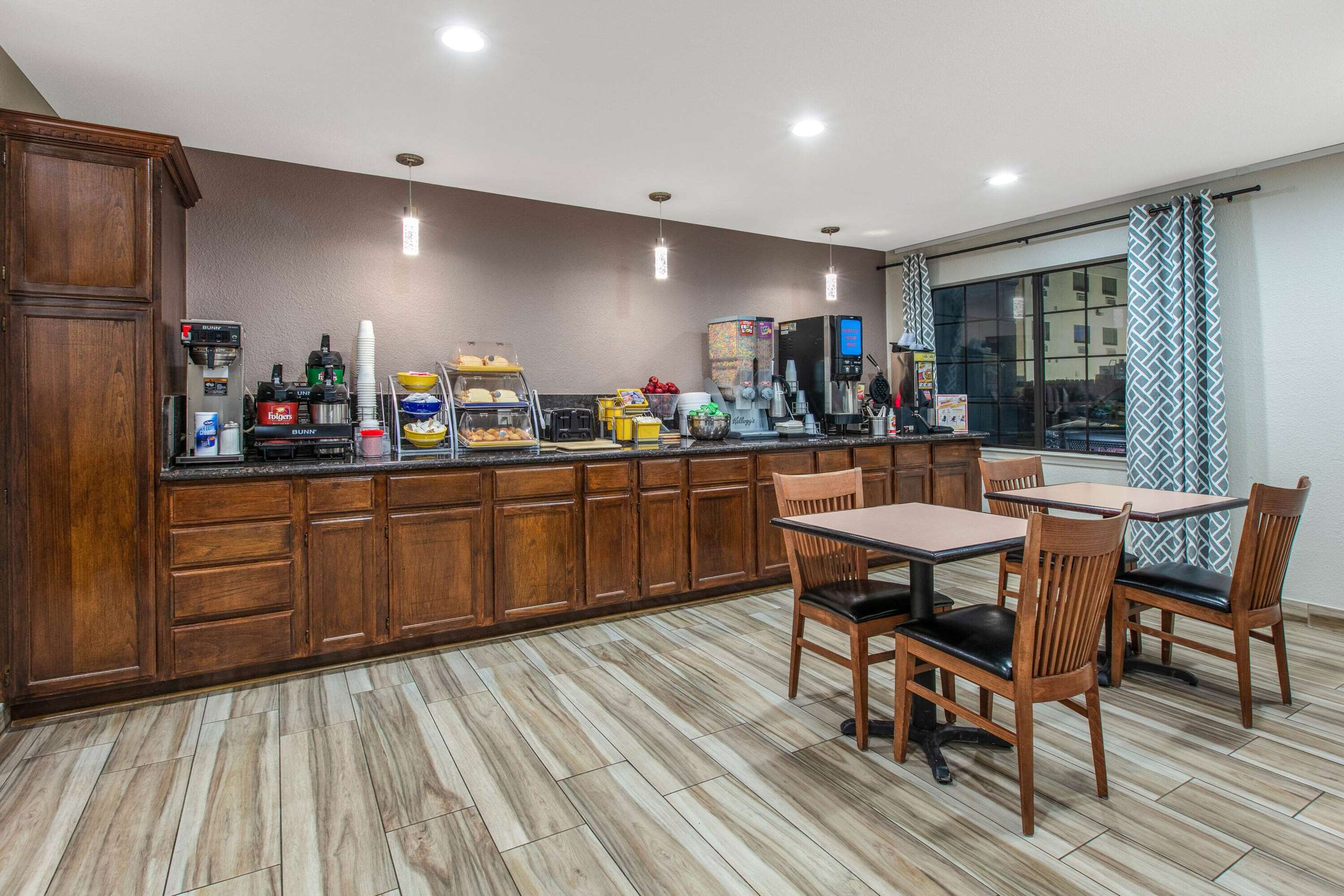 Property amenity | Days Inn by Wyndham Waco